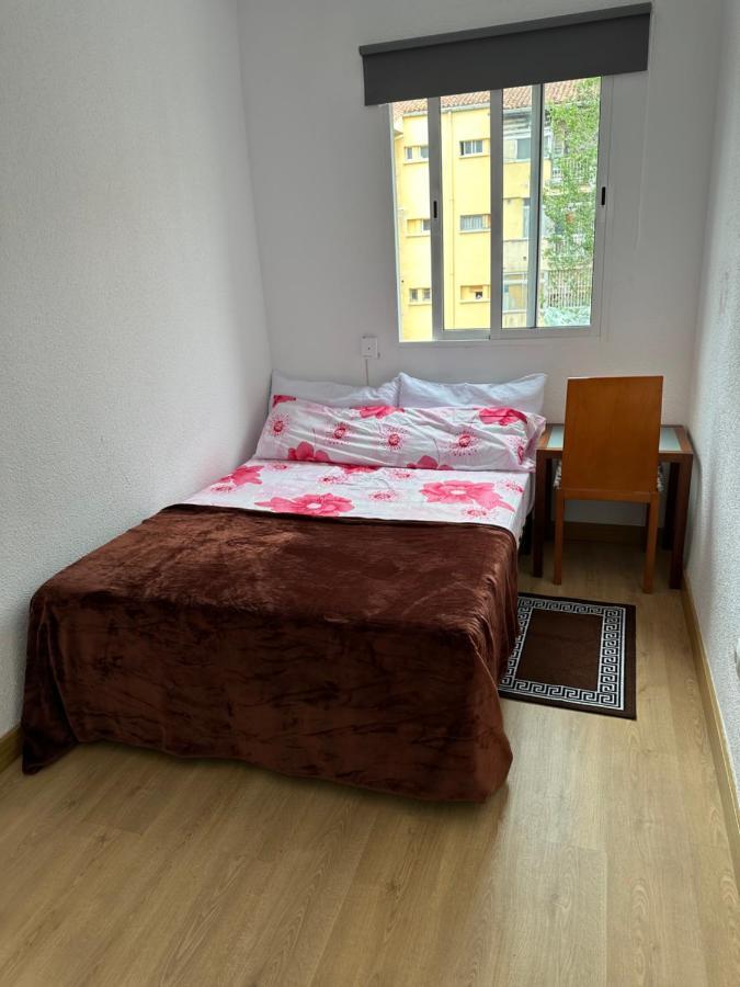 El Gengo Hostel Мадрид Екстер'єр фото