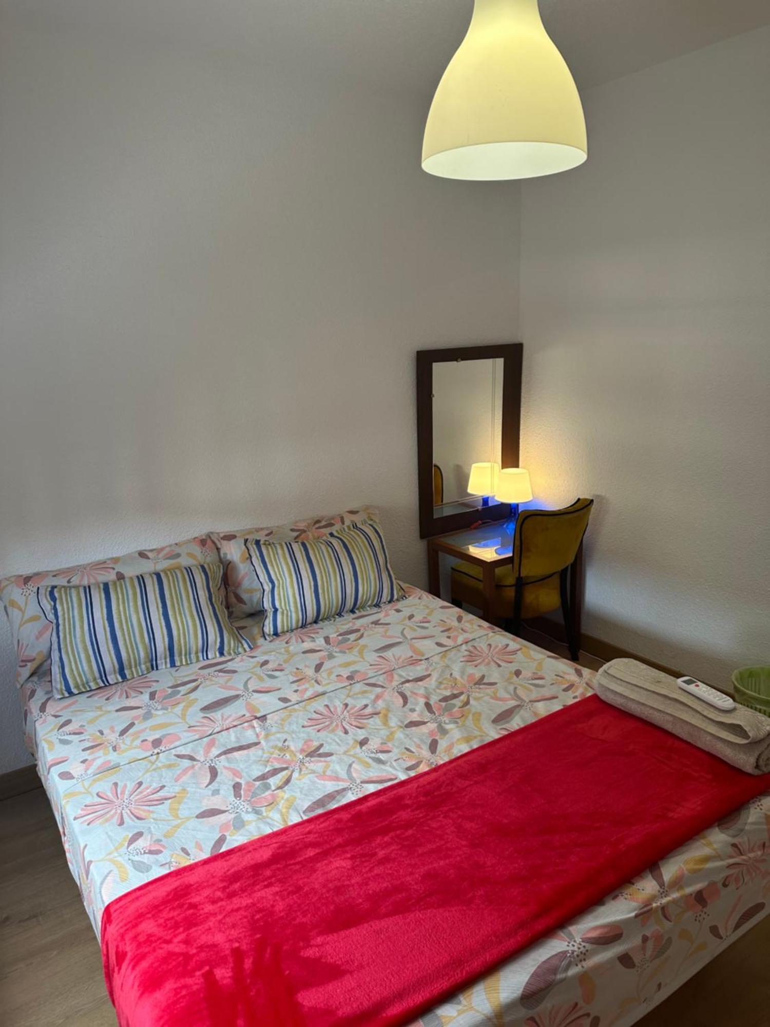 El Gengo Hostel Мадрид Екстер'єр фото